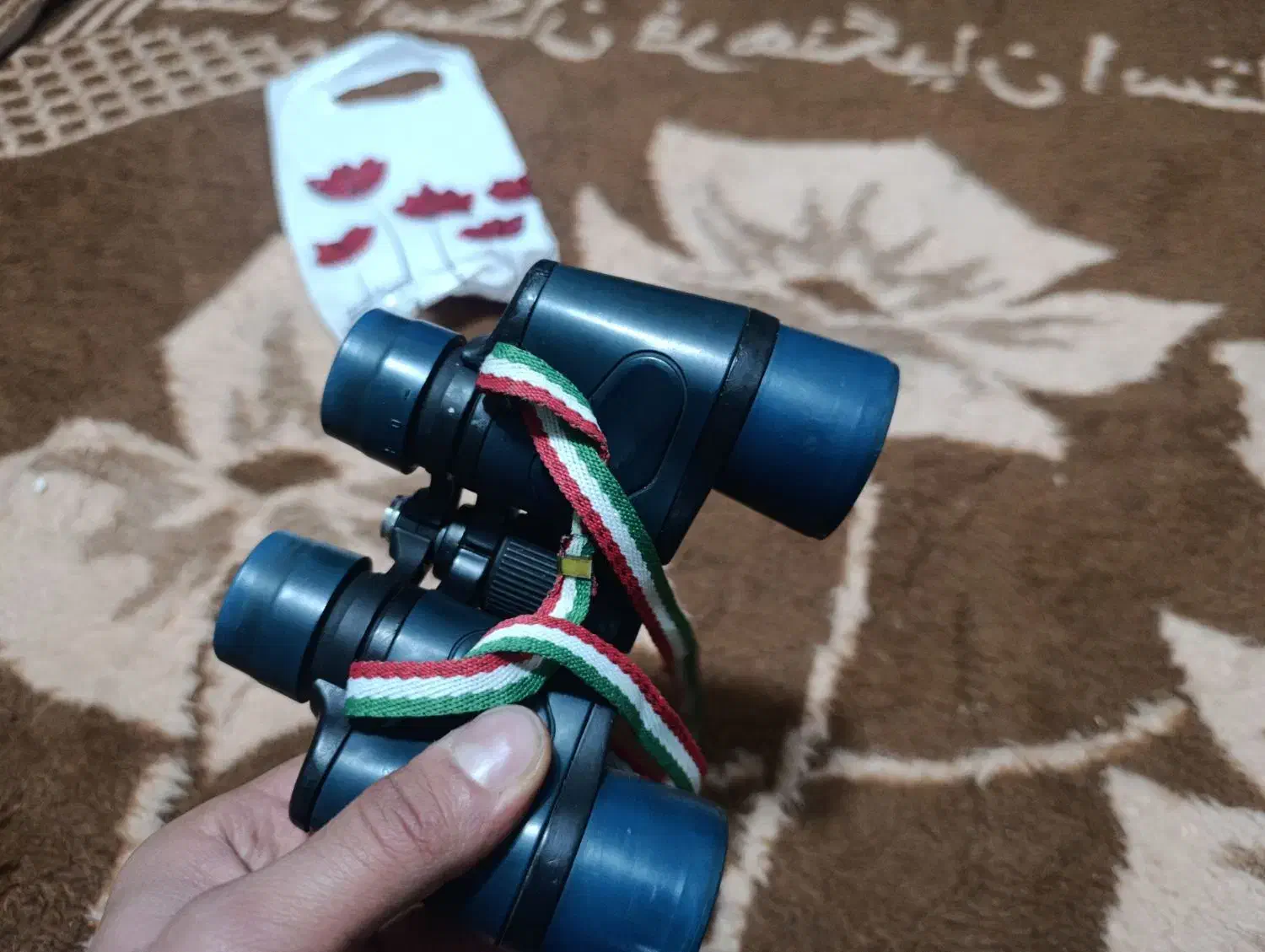 دوربین|کوهنوردی و کمپینگ|شاهین‌شهر, عطار|دیوار