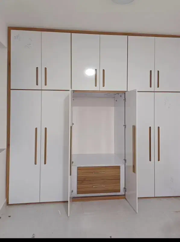 اجرای کابینت وکمد دیواری  از متری ۲تومن به بالا|خدمات پیشه و مهارت|نیشابور, فردوسی جنوبی|دیوار