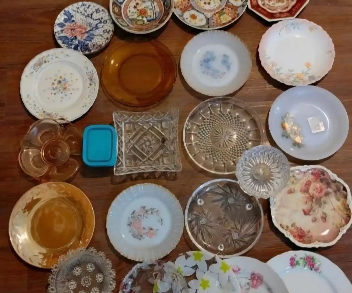 خریدار و فروشنده ظرف و ظروف|ظروف سرو و پذیرایی|تهران, دژکام|دیوار