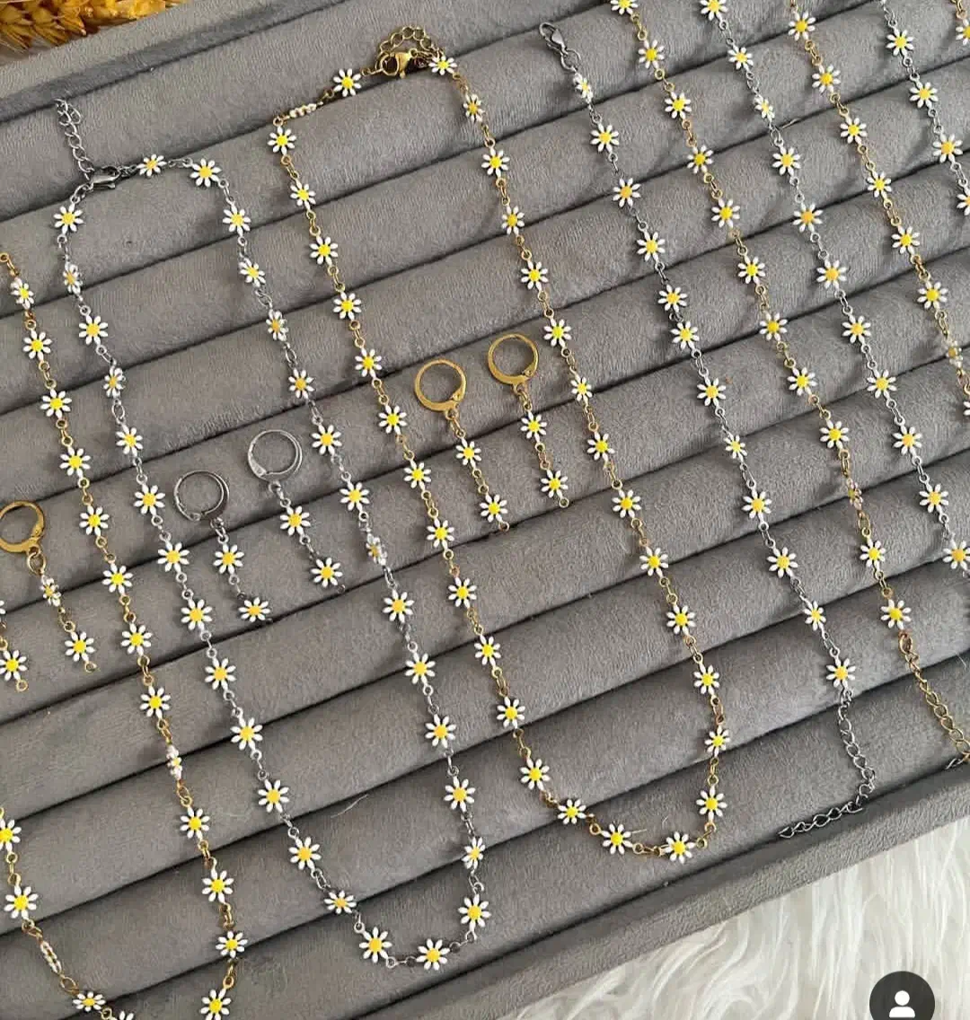 بدلیجات|بدلیجات|دوگنبدان, |دیوار