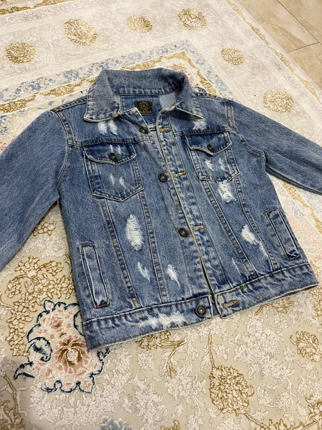 لباس بچه|کفش و لباس بچه|رشت, دیانتی|دیوار