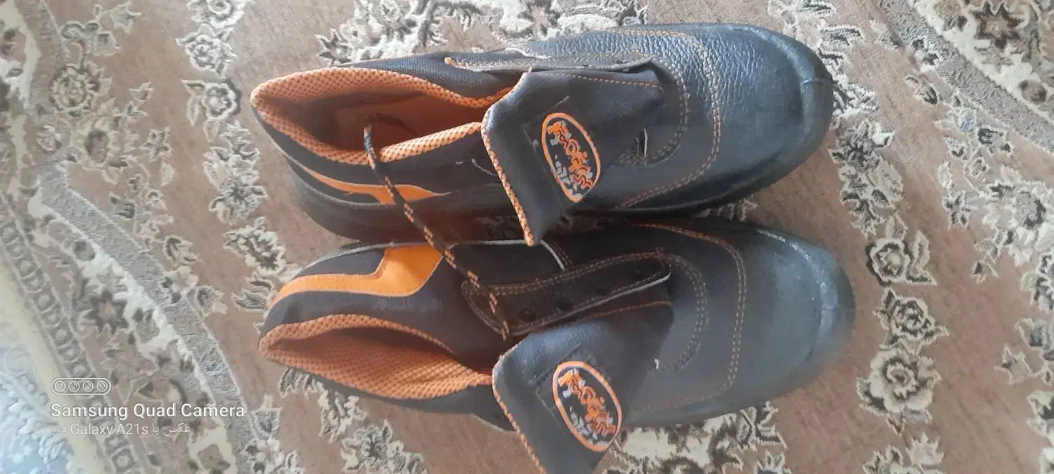 کفش کار|کیف، کفش، کمربند|شاهرود, |دیوار