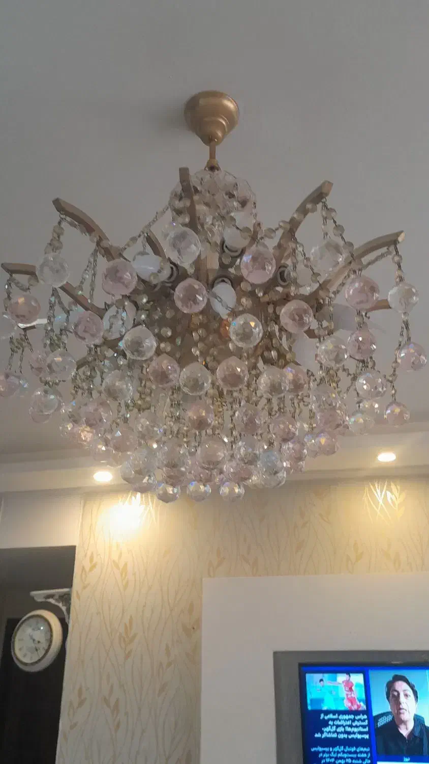 لوستر خاص|لوستر و چراغ آویز|پرند, فاز ۶|دیوار