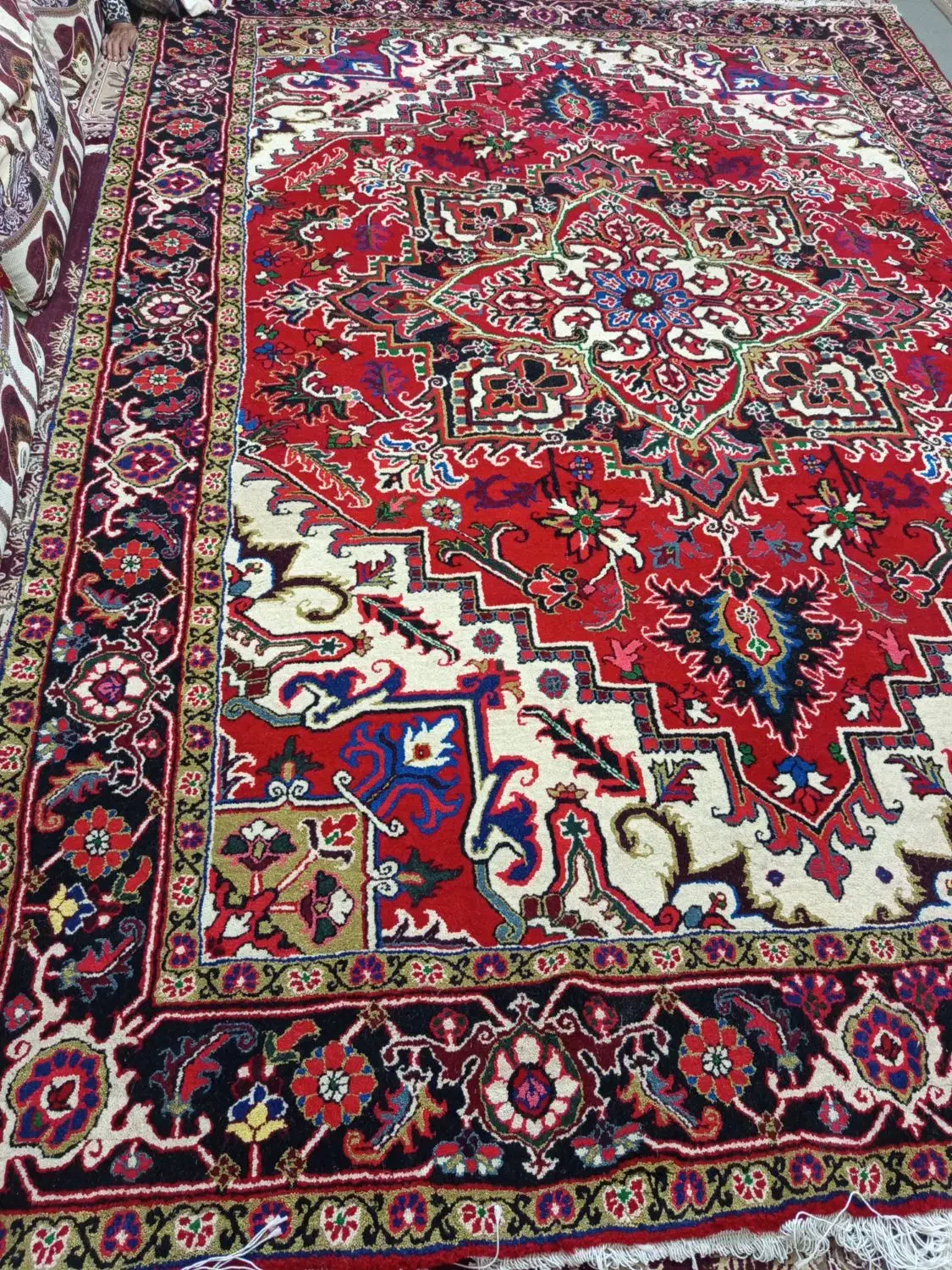 فرش تاجری هریس|فرش|هریس, |دیوار