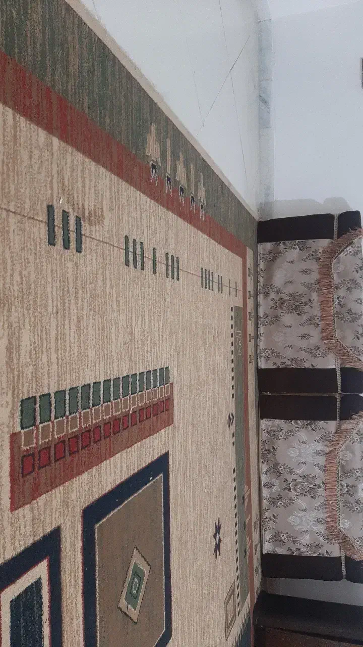 فرش و پشتی ۵ تومن|فرش|نیشابور, شریعتی|دیوار