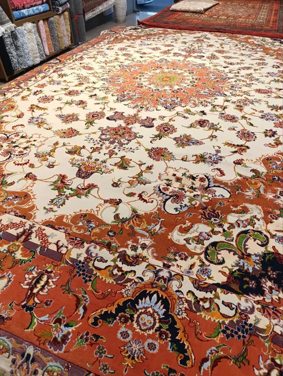 ۹متری|فرش|ورامین, ورامین|دیوار