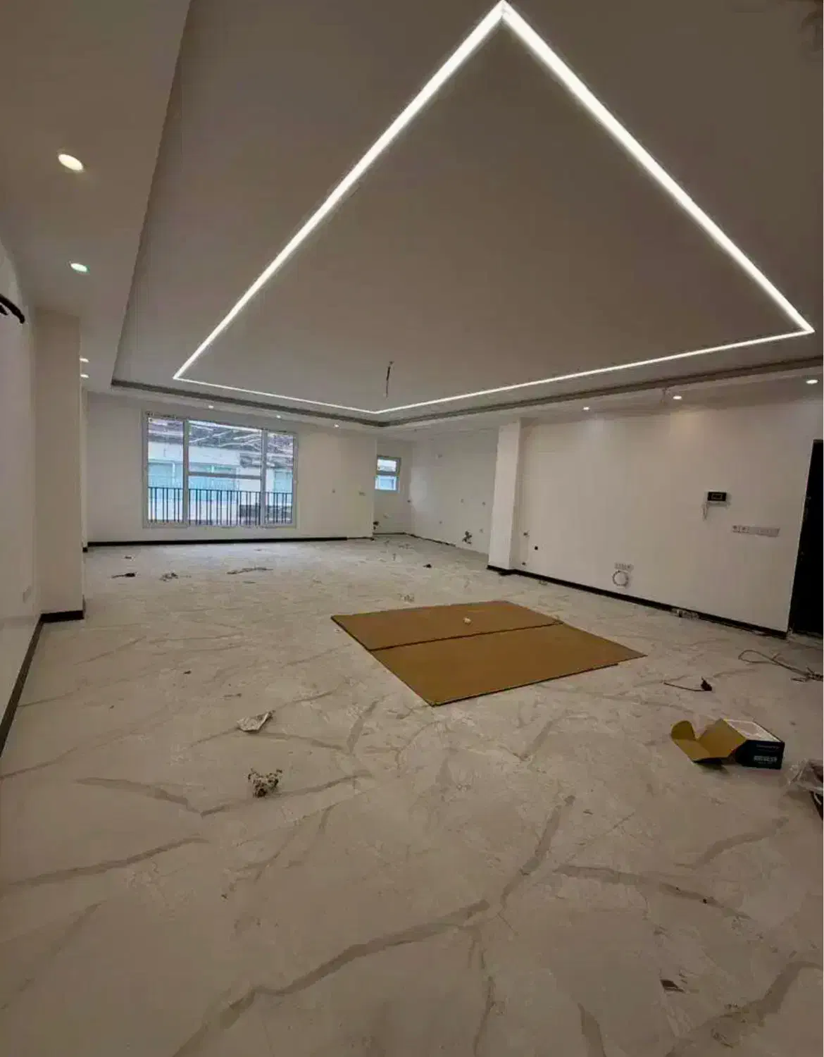 آپارتمان ۱۳۰ متری در خیابان گل|فروش آپارتمان|بابل, |دیوار