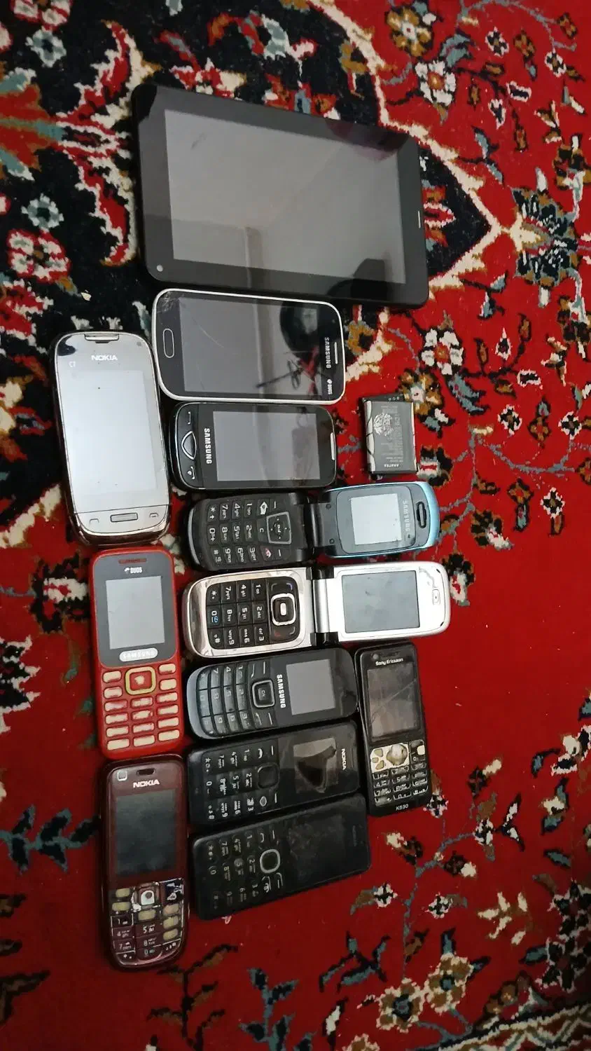 گوشی تبلت سامسونگ نوکیا ساده کلکسیونی لمسی یکجا|موبایل|شیراز, کاراندیش|دیوار