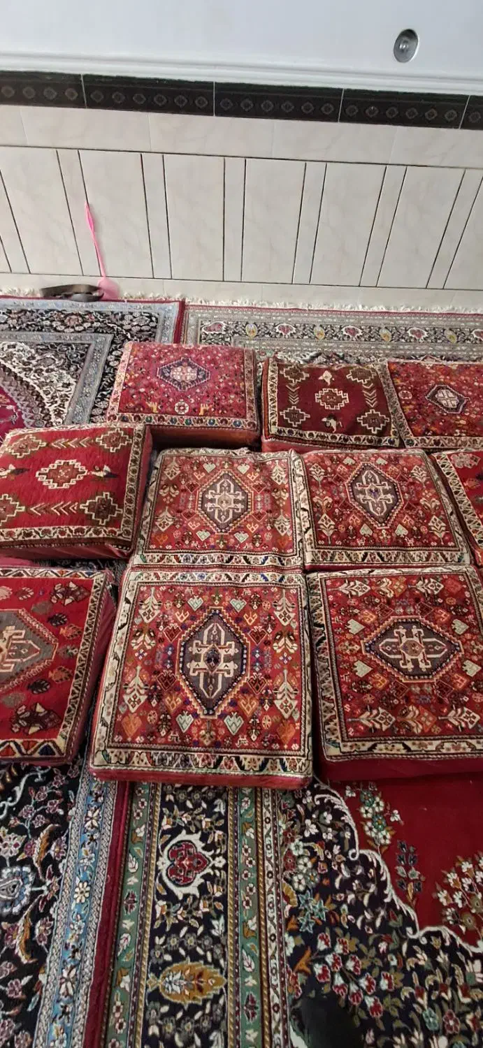 پشتی صنعتی قشقایی|پشتی|مرودشت, استادیوم‎|دیوار