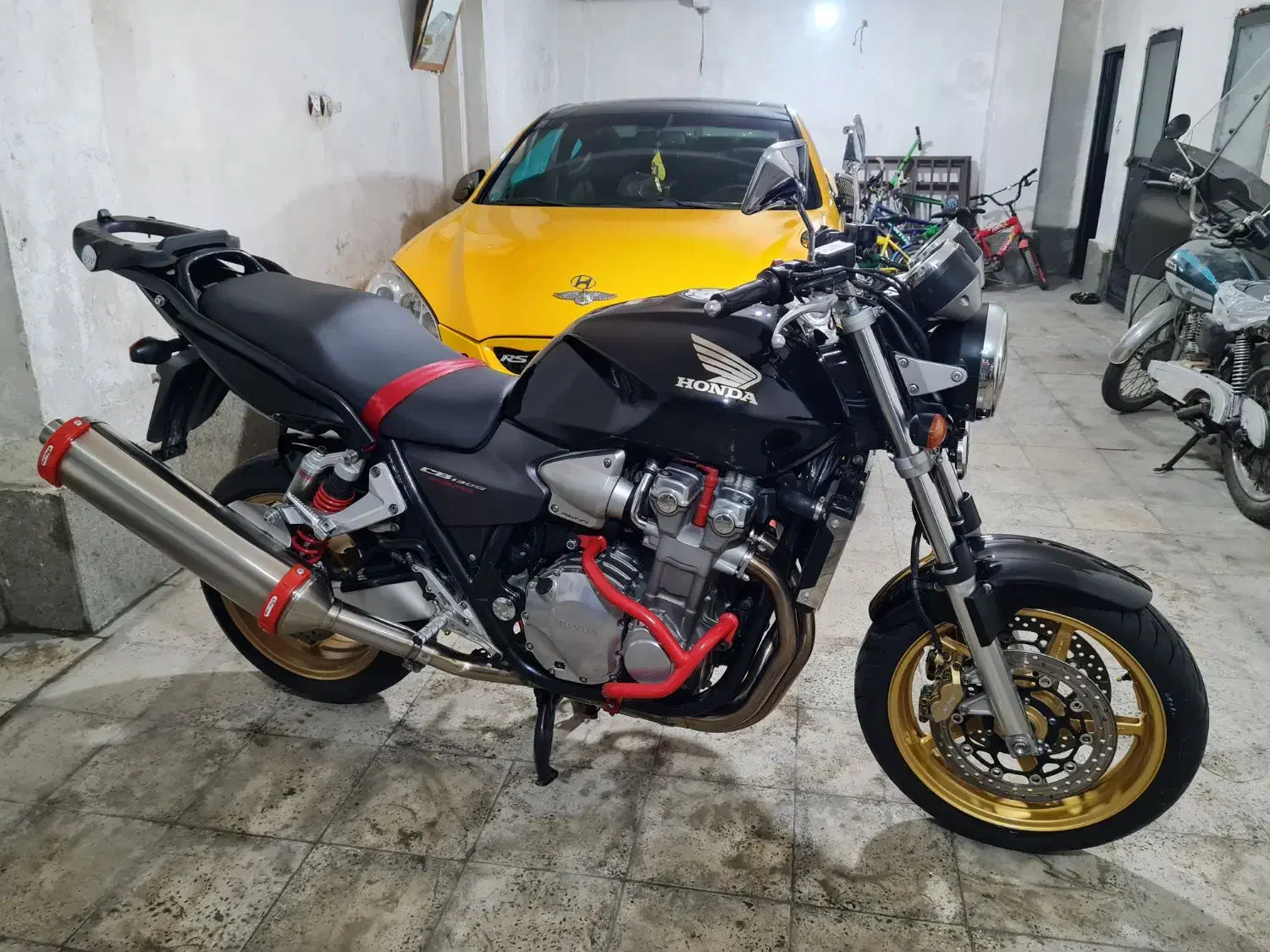 cb1300 ۲۰۰۵ سند معاوضه  باخودرو|موتورسیکلت|تهران, شهرک شریعتی|دیوار