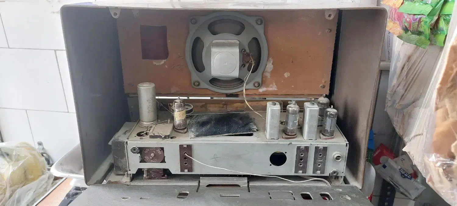 رادیو|کلکسیون اشیاء عتیقه|اصفهان, شاهزاده ابراهیم|دیوار