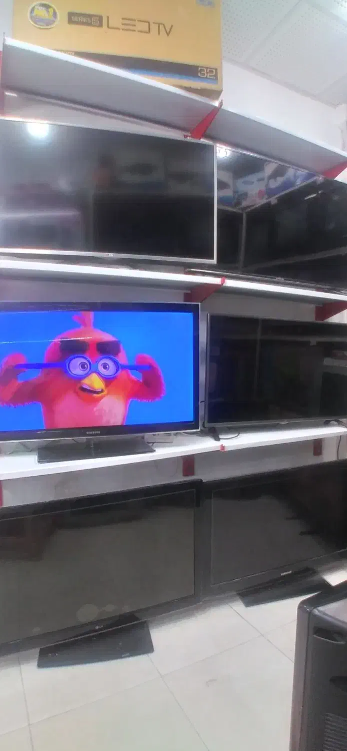 تلویزیون 21 اینچ|تلویزیون و پروژکتور|زاهدان, |دیوار