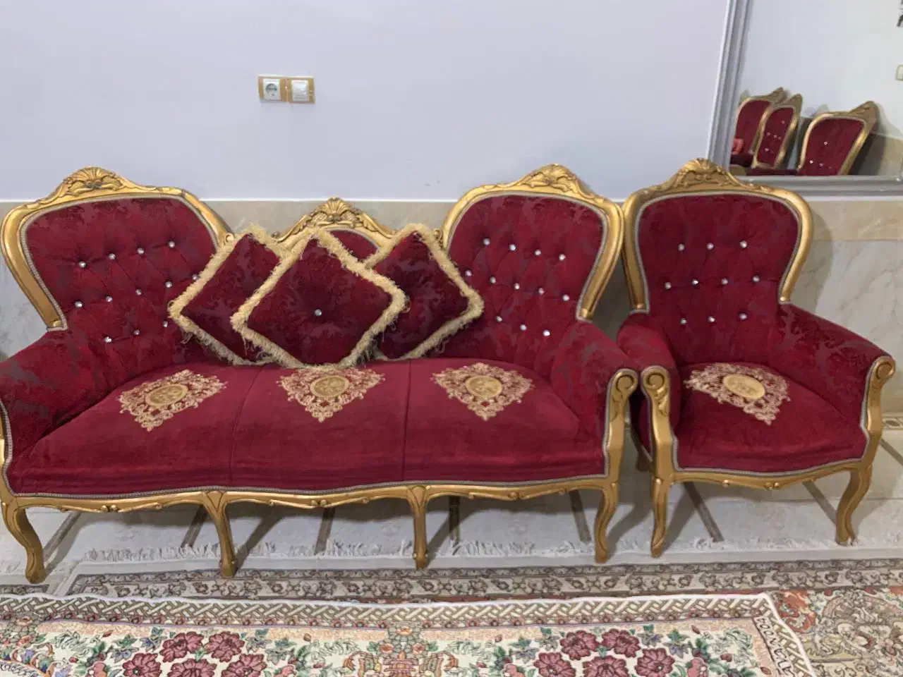 مبل|مبلمان خانگی و میز عسلی|شیروان (خراسان), |دیوار