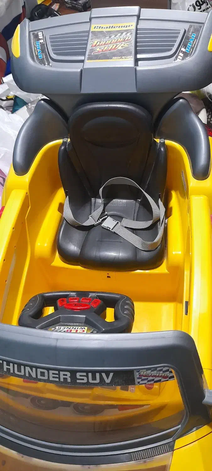 ماشین دو موتوره.کنترل دار.شارژی|اسباببازی بچه|شاهینشهر, شهرک ردانی پور|دیوار