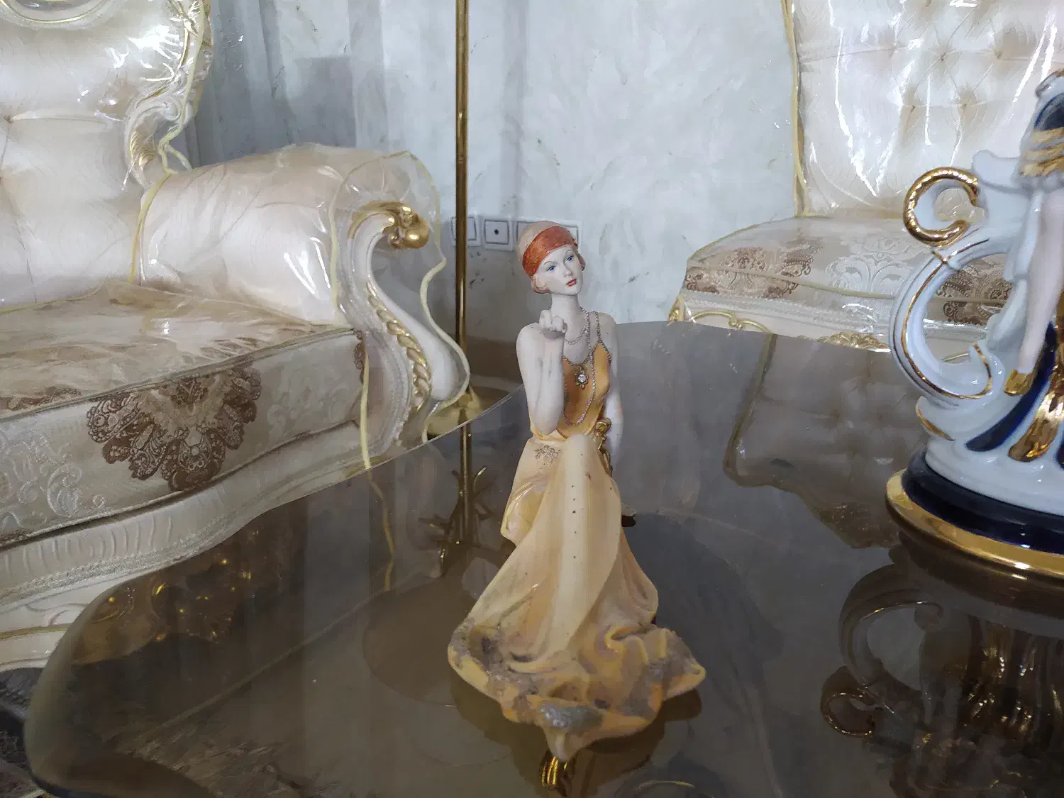 محسمه زن|مجسمه، تندیس، ماکت|قزوین, |دیوار