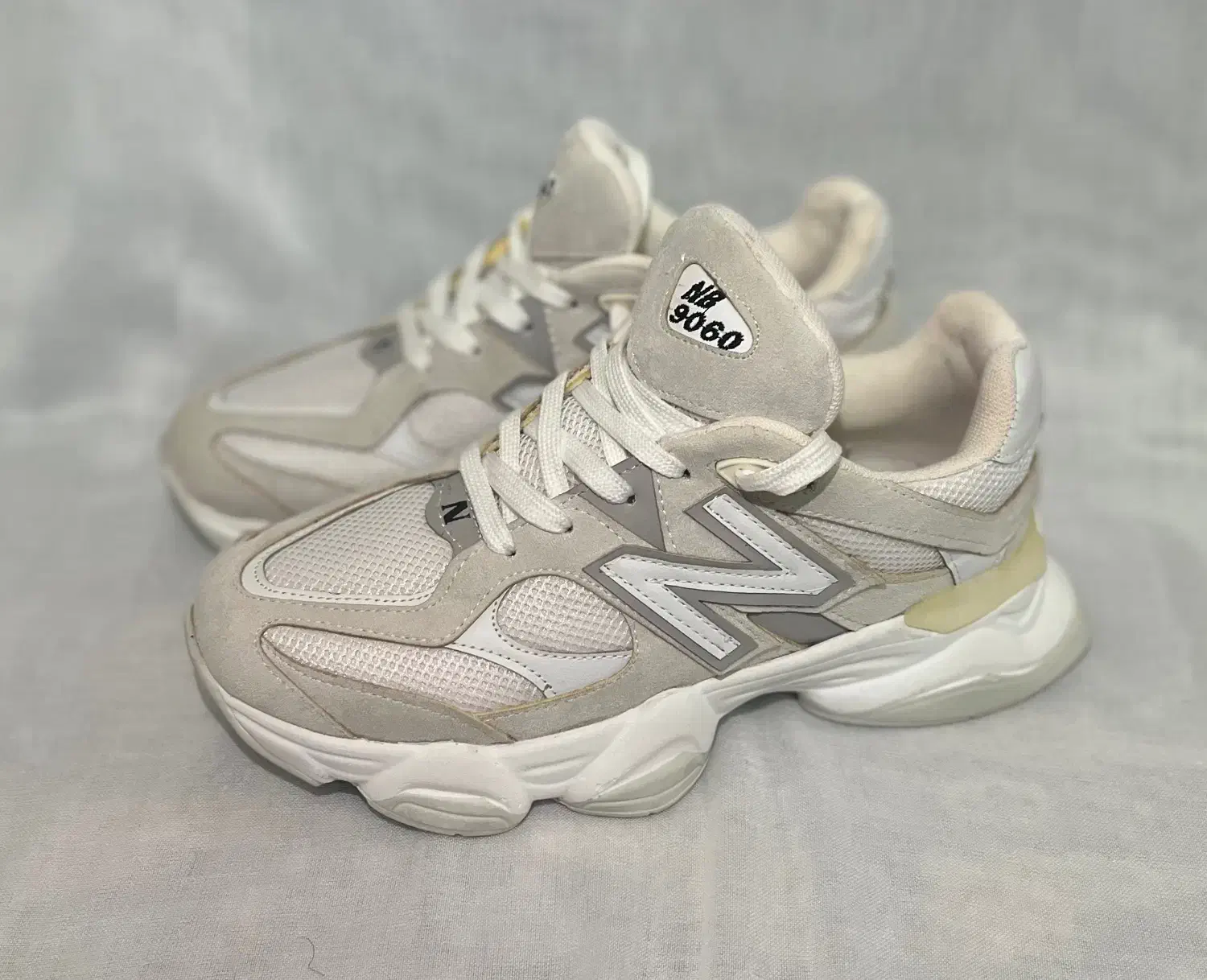 کفش نیوبالانس 9060|کیف، کفش، کمربند|کرج, شهرک فهمیده|دیوار