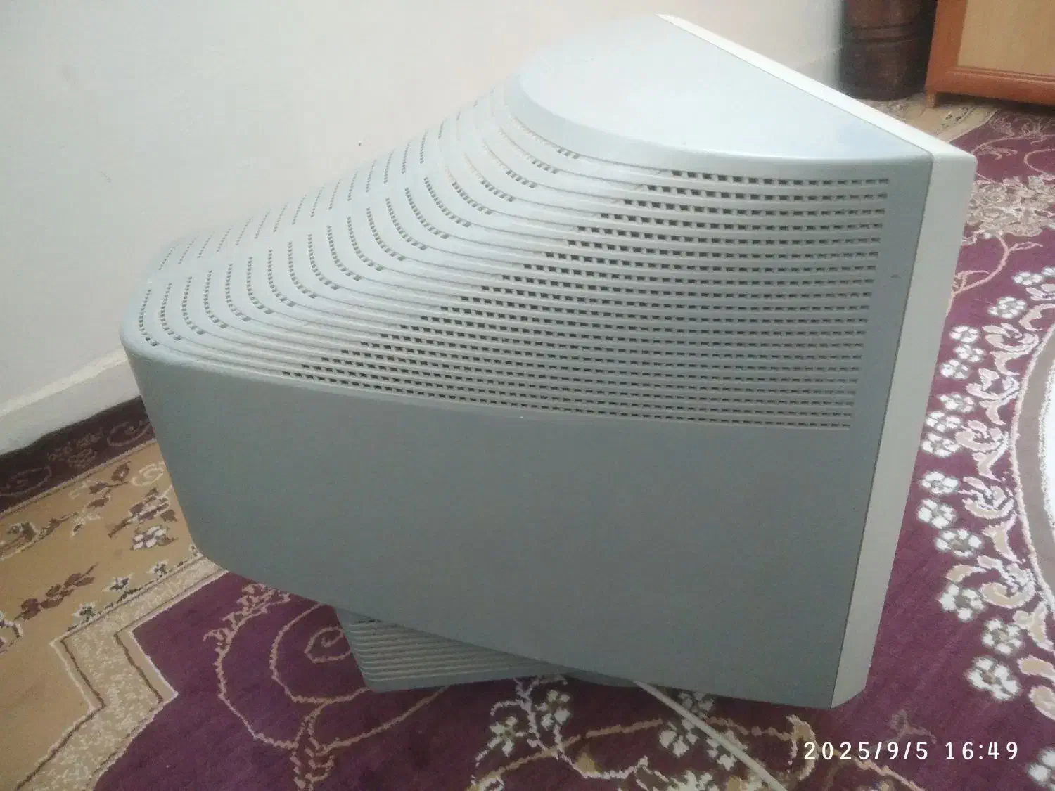 مانیتور  LG در حد نو|قطعات و لوازم جانبی رایانه|نهاوند, |دیوار