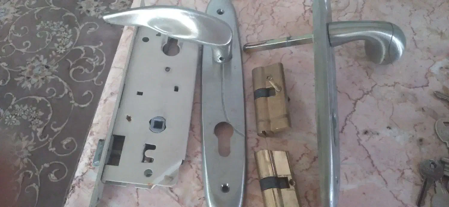 دستگیره در وکلید|مصالح و تجهیزات ساختمان|مشهد, موسوی قوچانی|دیوار