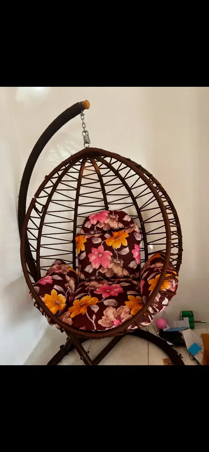 تاب|مبلمان خانگی و میز عسلی|شیراز, فرهنگ شهر|دیوار