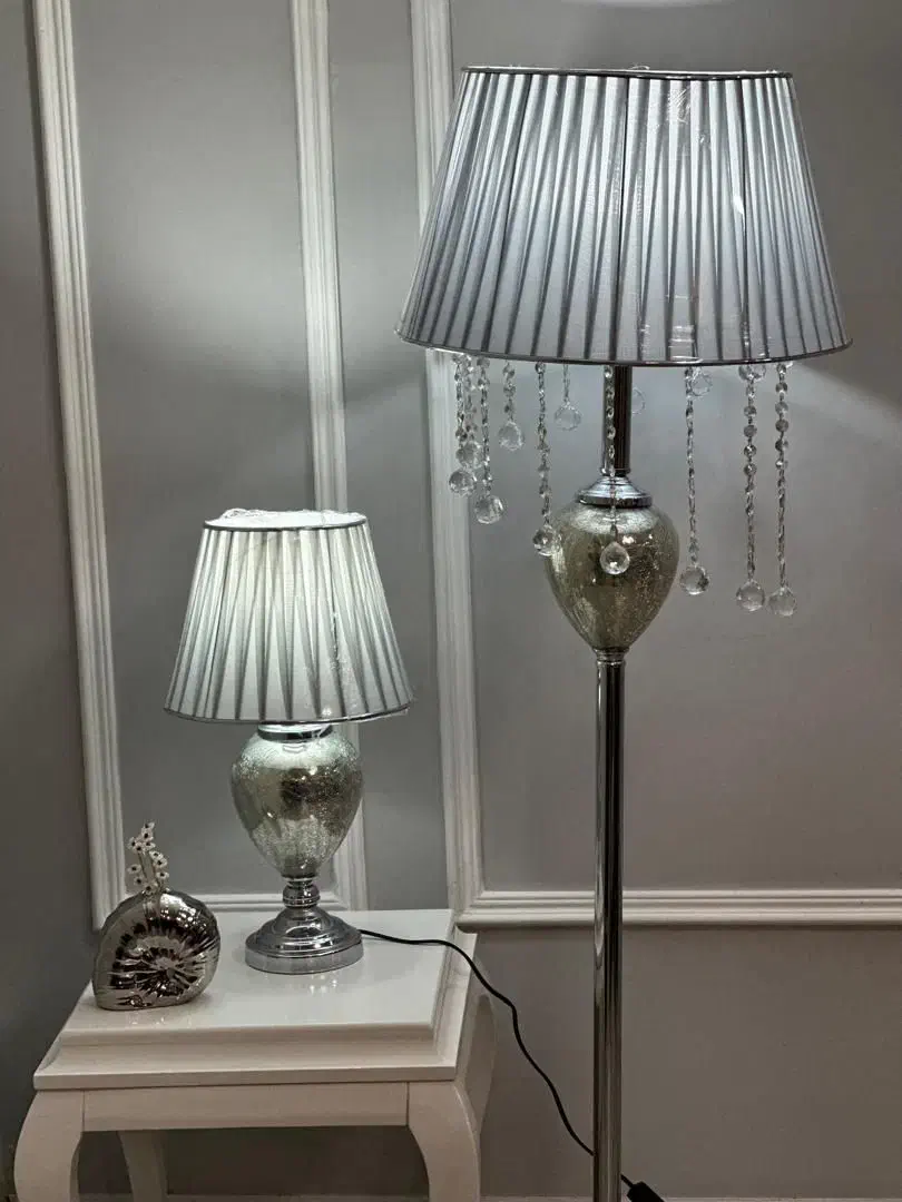 آباژور ایستاده نو|چراغ خواب و آباژور|رشت, جانبازان|دیوار