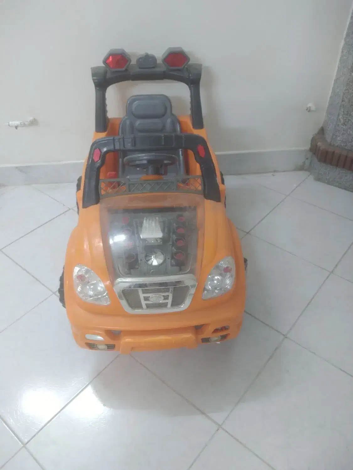 ماشین شارژی جیپ|اسباببازی|اصفهان, سروستان|دیوار