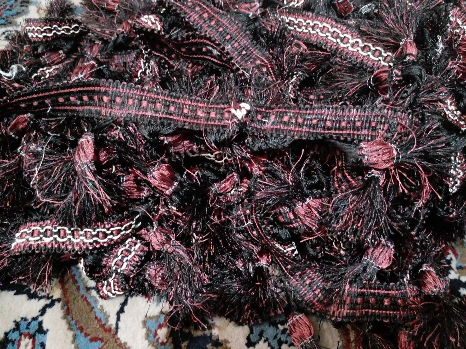 یراق (حاشیه پرده)|پرده، رانر، رومیزی|بهار, |دیوار