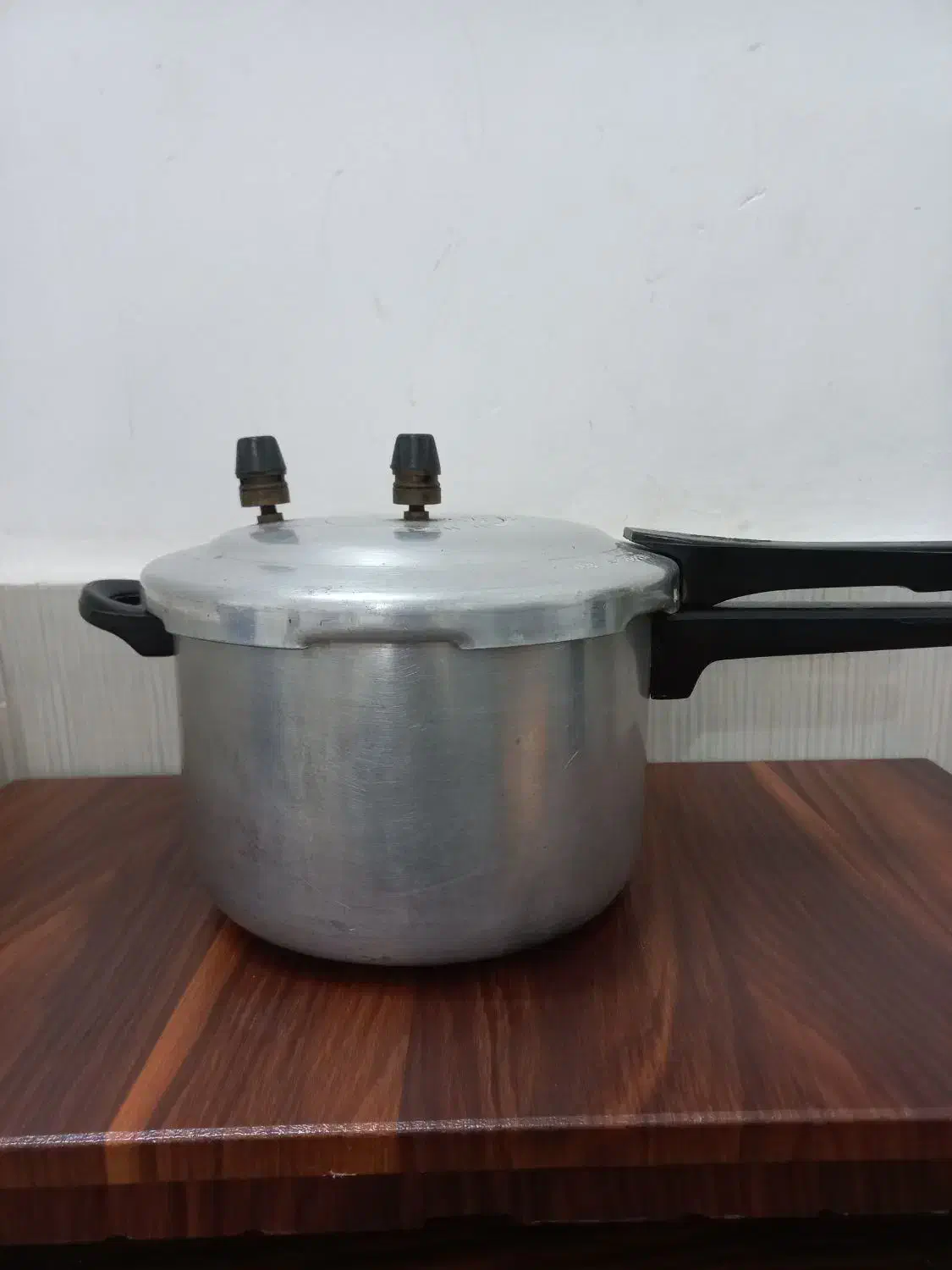 زودپزسالم|ظروف پخت‌وپز|تربت جام, شیخ احمد جامی|دیوار