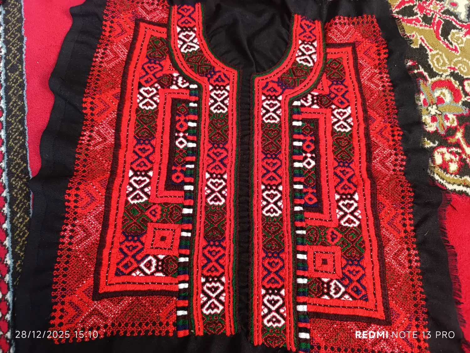 زیح عروس پسند|لباس|خاش, |دیوار