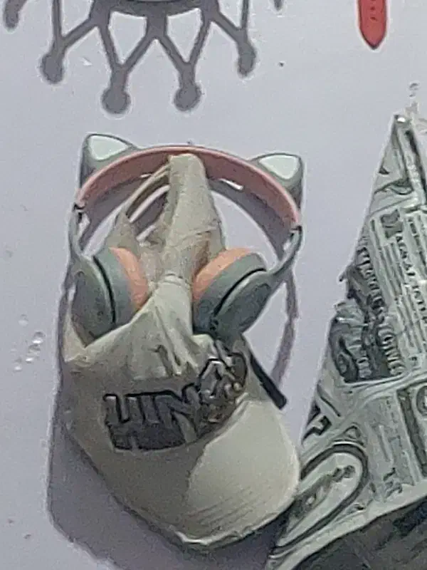 هدفن نو ۳ بار تالا شارژ شده|پخش‌کننده همراه|شیراز, شیخ روزبهان|دیوار