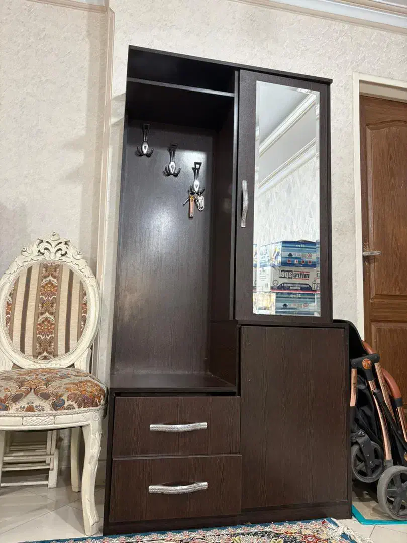 جاکفشی و ساعت ایستاده|جاکفشی، کمد، دراور|تهران, جوادیه|دیوار