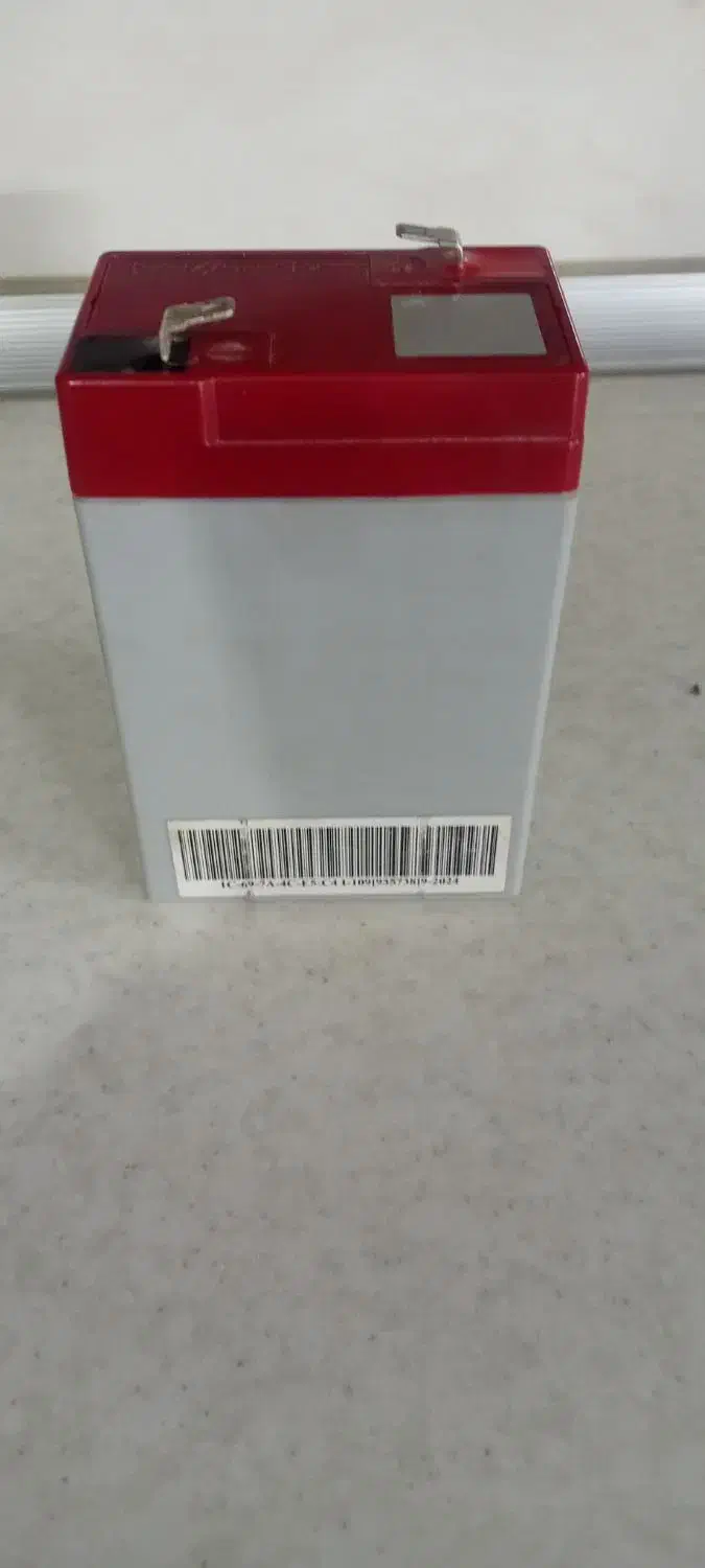 باطری ماشین شارزی|اسباب‌بازی بچه|حبیب آباد, |دیوار