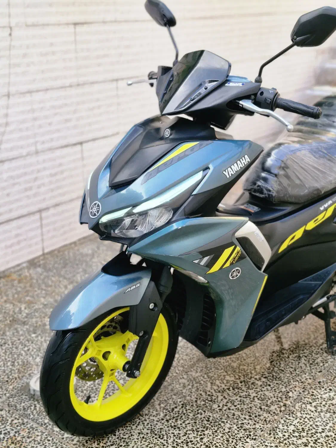 ایروکس ۱۵۵ مدل ۴۰۲ در حد|موتورسیکلت|گنبد کاووس, |دیوار