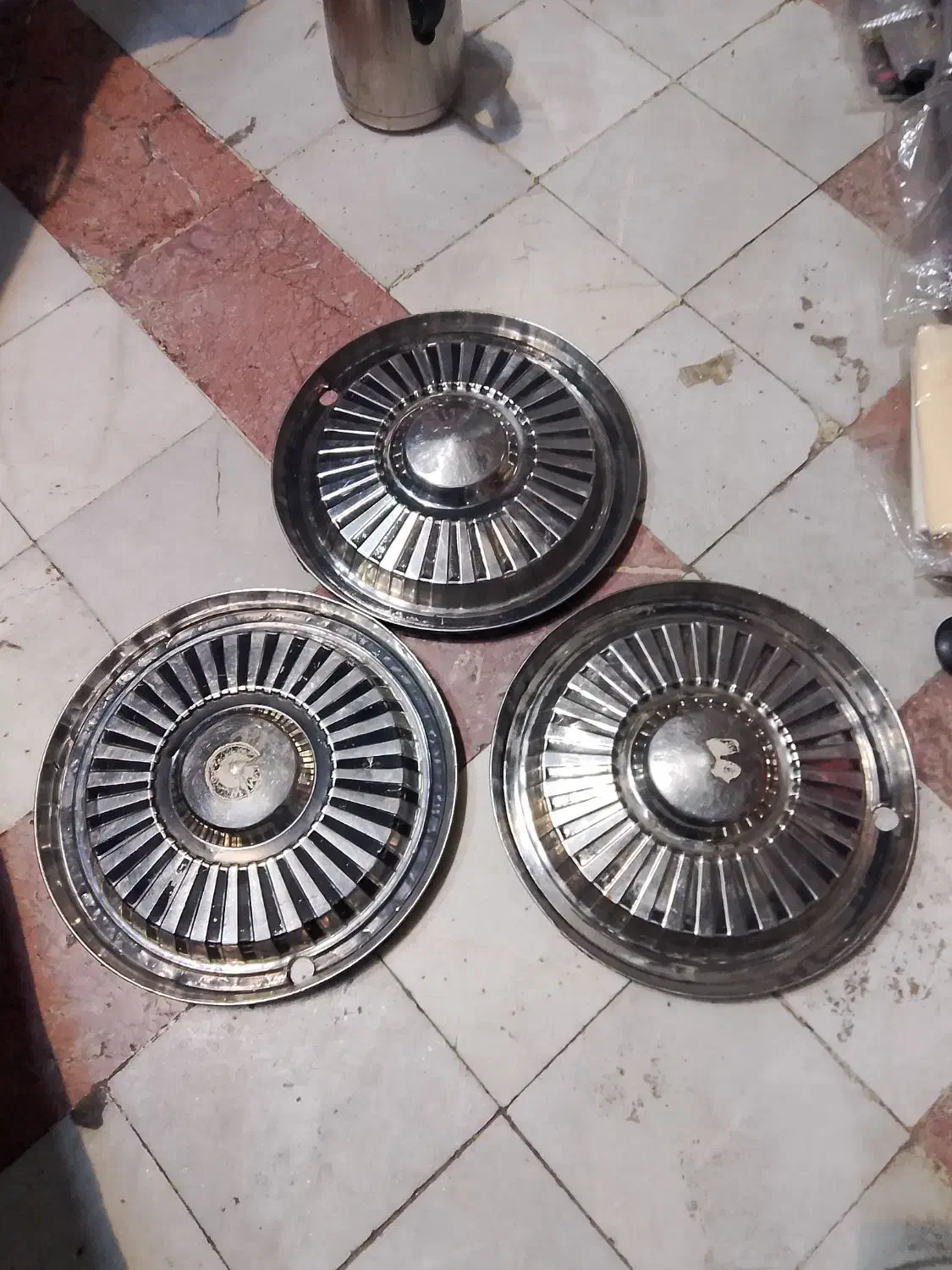 سلام قالپاق ۳قالپاق|قطعات یدکی و لوازم جانبی|مشهد, رده|دیوار