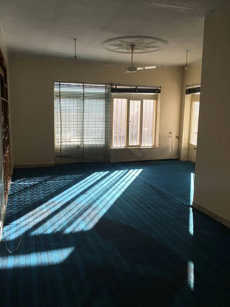 اجاره و فروش خانه|اجارهٔ خانه و ویلا|فارسان, |دیوار