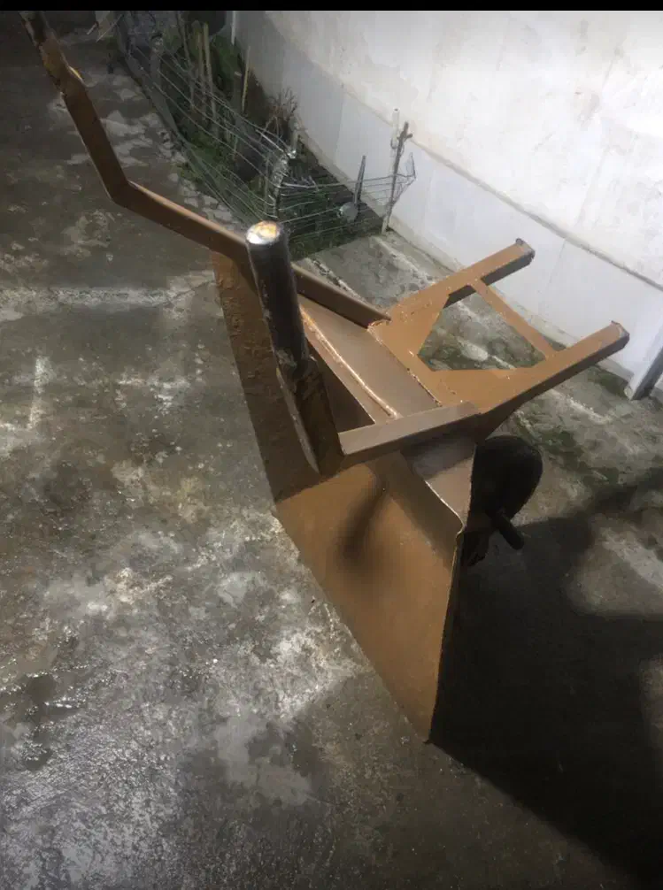 ۲تافرقون ،گیریس پمپ|ابزارآلات|جلین, |دیوار