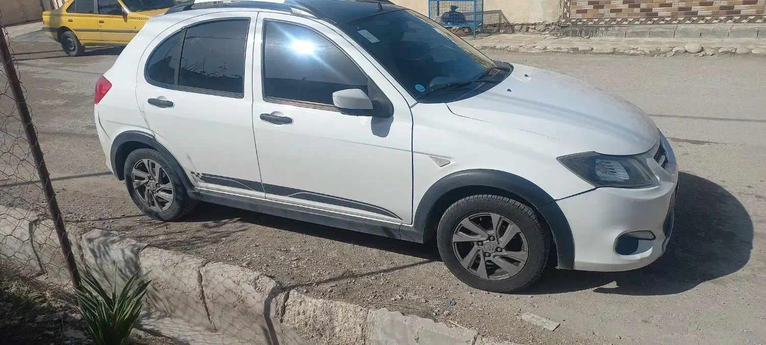 کوییک آر سفید مشکی با رینگ|خودرو سواری و وانت|دوگنبدان, |دیوار