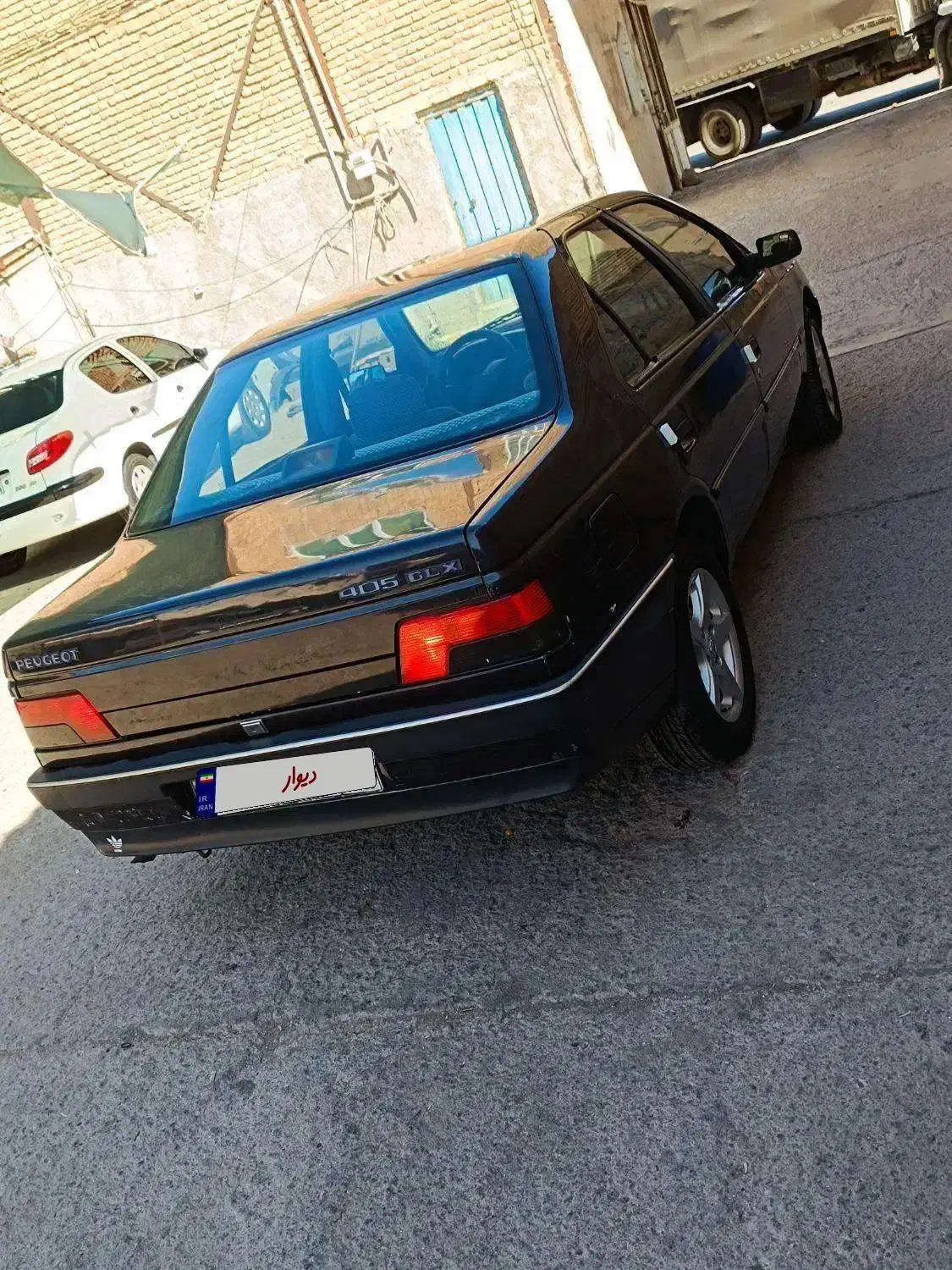 پژو ۴۰۵ مدل ۸۲|خودرو سواری و وانت|اردبیل, |دیوار