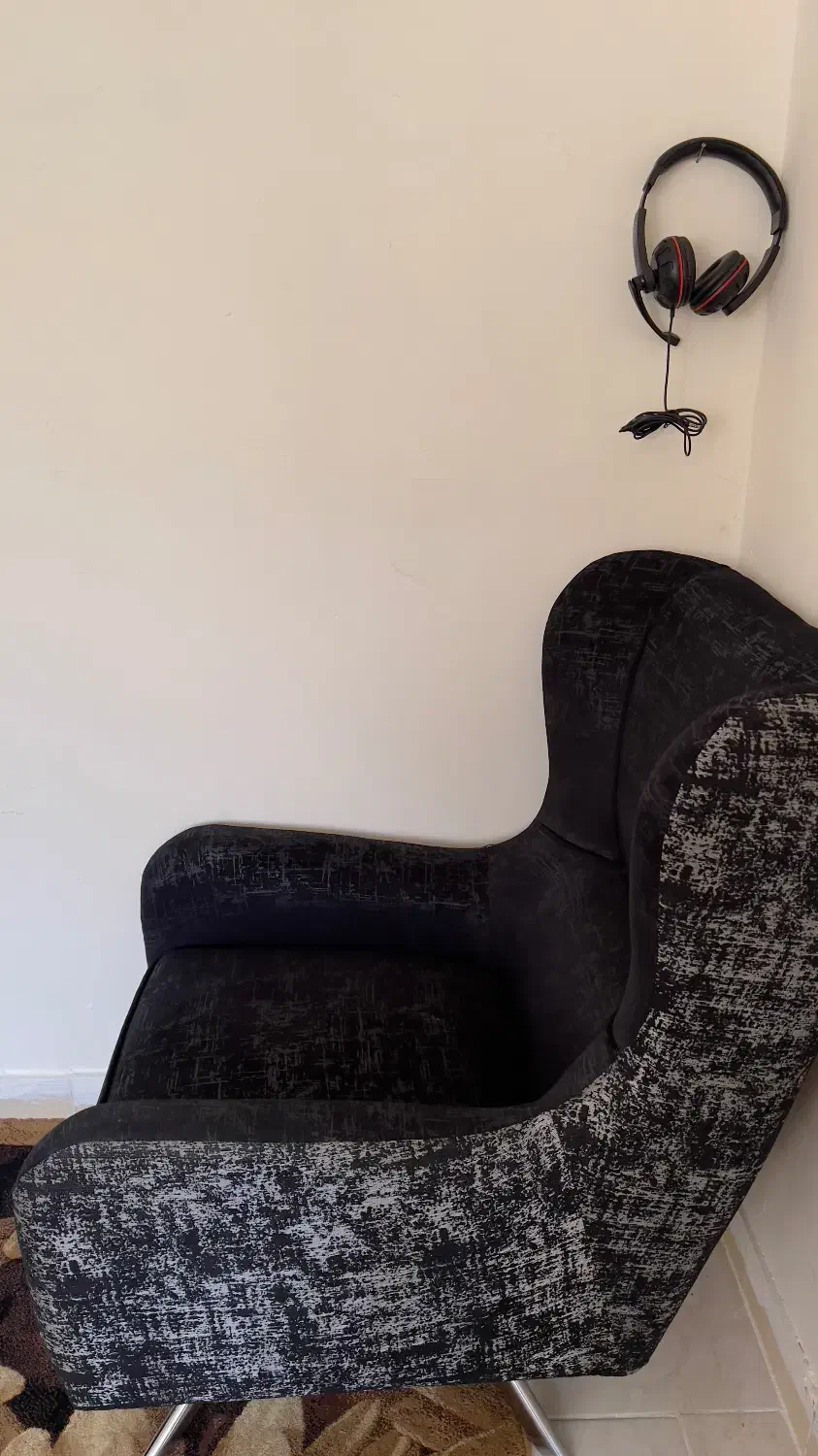 مبل تکی رنگ مشکی|مبلمان اداری|قشم, |دیوار