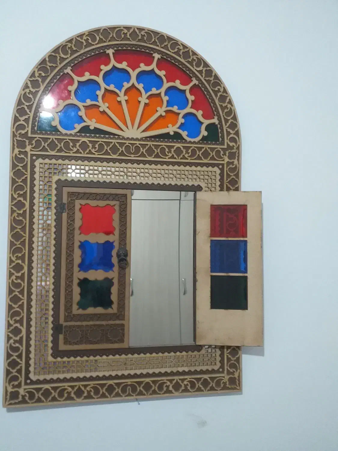 آیینه هندی|آینه|تربتحیدریه, یحیی آباد|دیوار