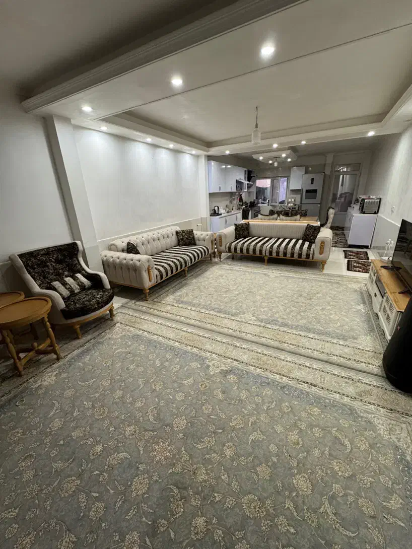 ویلایی ۹۰متری حیاط دار|اجارهٔ خانه و ویلا|قرچک, شهرک گلها|دیوار