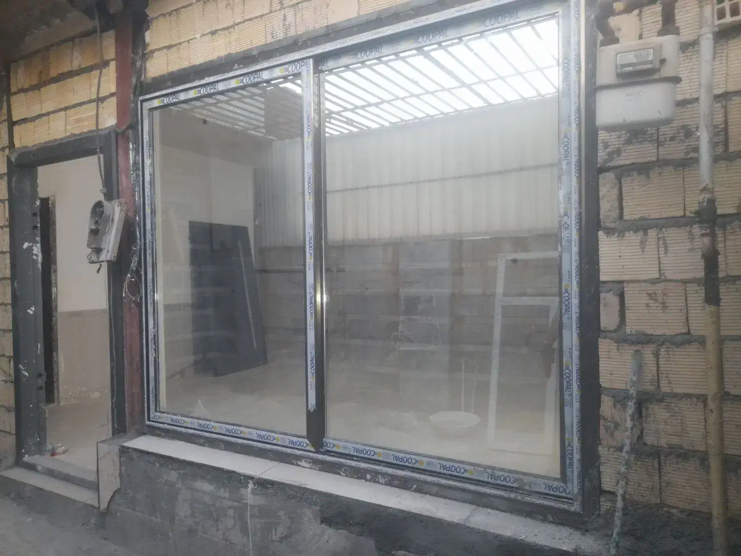 شیشه بری سکوریت upvcتوری|خدمات پیشه و مهارت|کرمانشاه, |دیوار