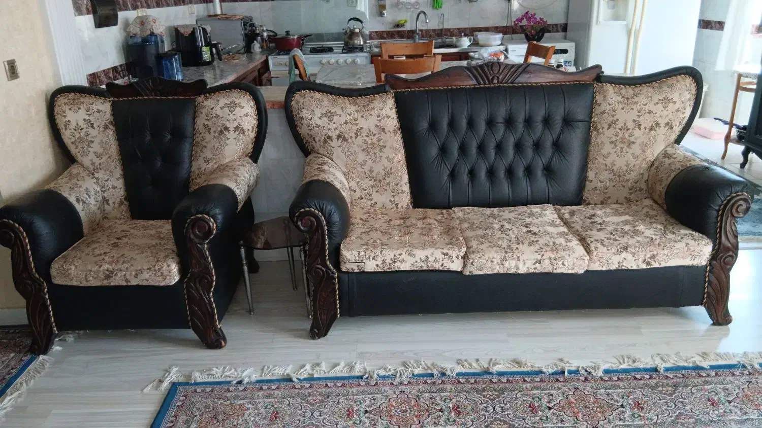 مبل ۷ نفره|مبلمان خانگی و میز عسلی|لاهیجان, کوی خزر|دیوار