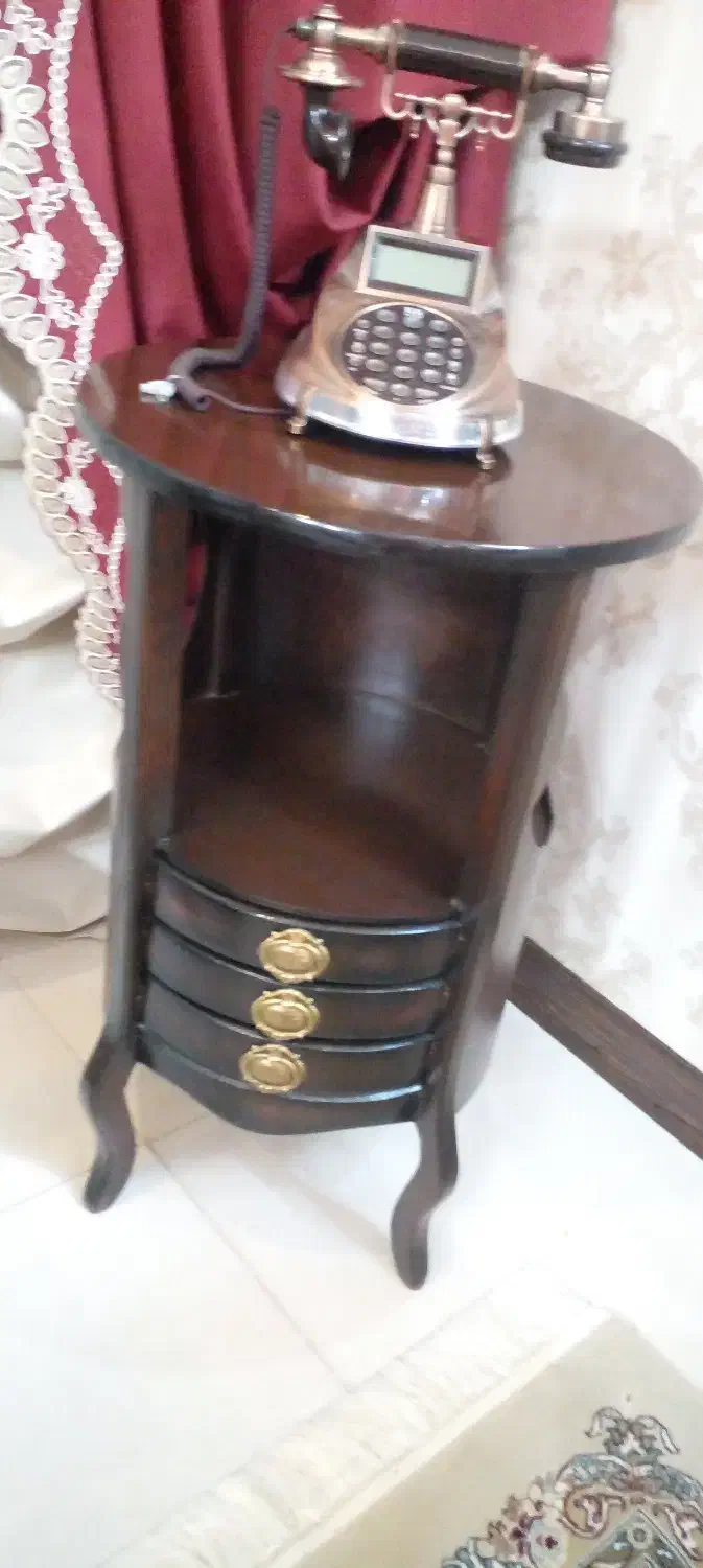 میز تلفن|میز تلفن|شاهین‌شهر, پاسداران|دیوار