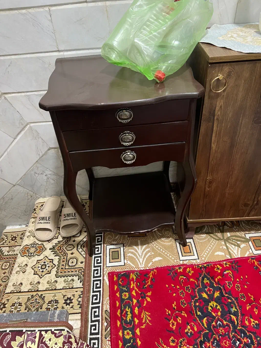 میز|میز تلفن|قم, کیوانفر|دیوار