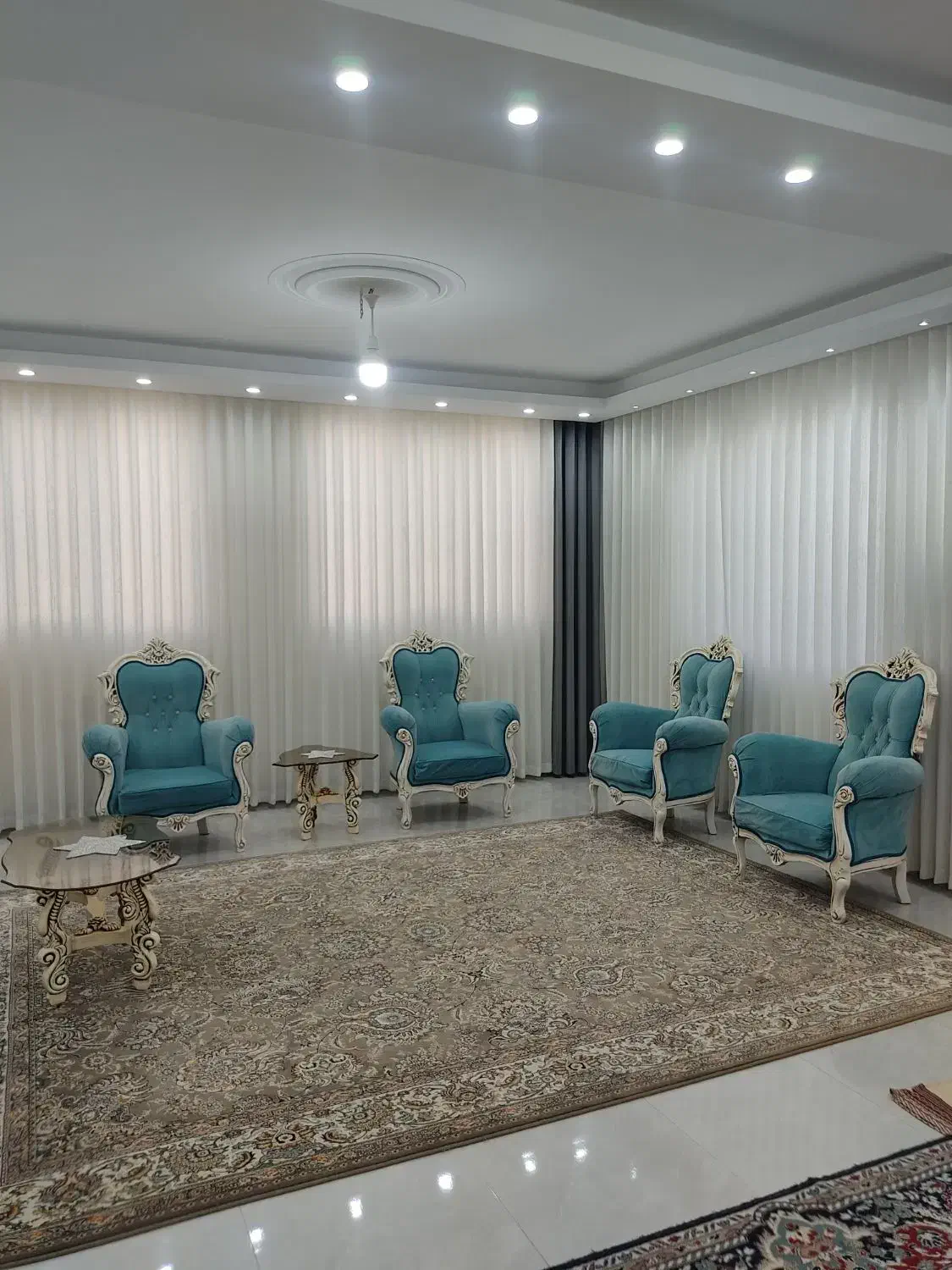 مبلمان ۹نفره|مبلمان خانگی و میز عسلی|تاکستان, |دیوار