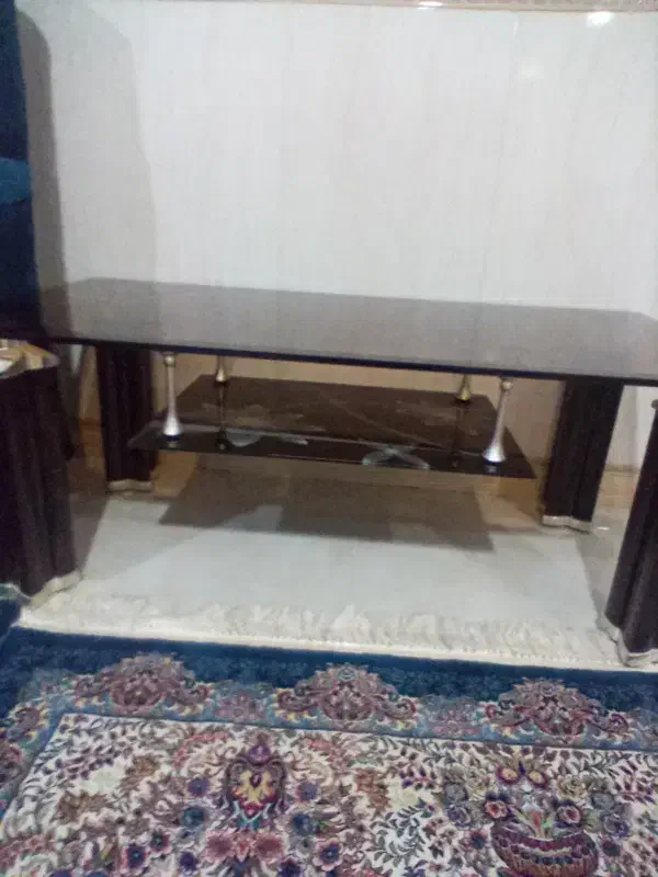 جلو مبل شیشه ای|مبلمان خانگی و میز عسلی|بومهن, |دیوار