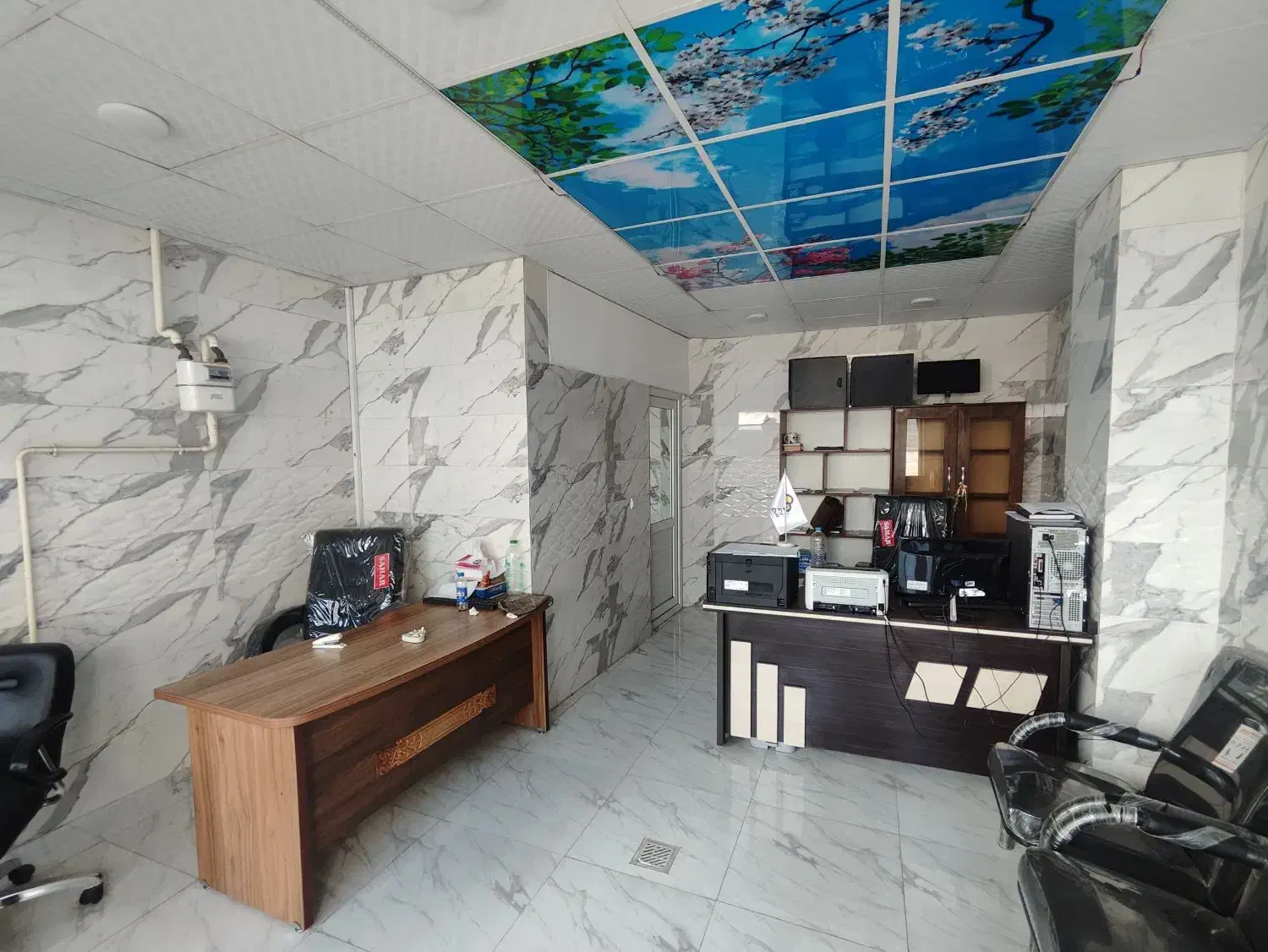 اجاره ی مغازه ی ۳۰متری|اجارهٔ مغازه و غرفه|رشت, آب و برق|دیوار