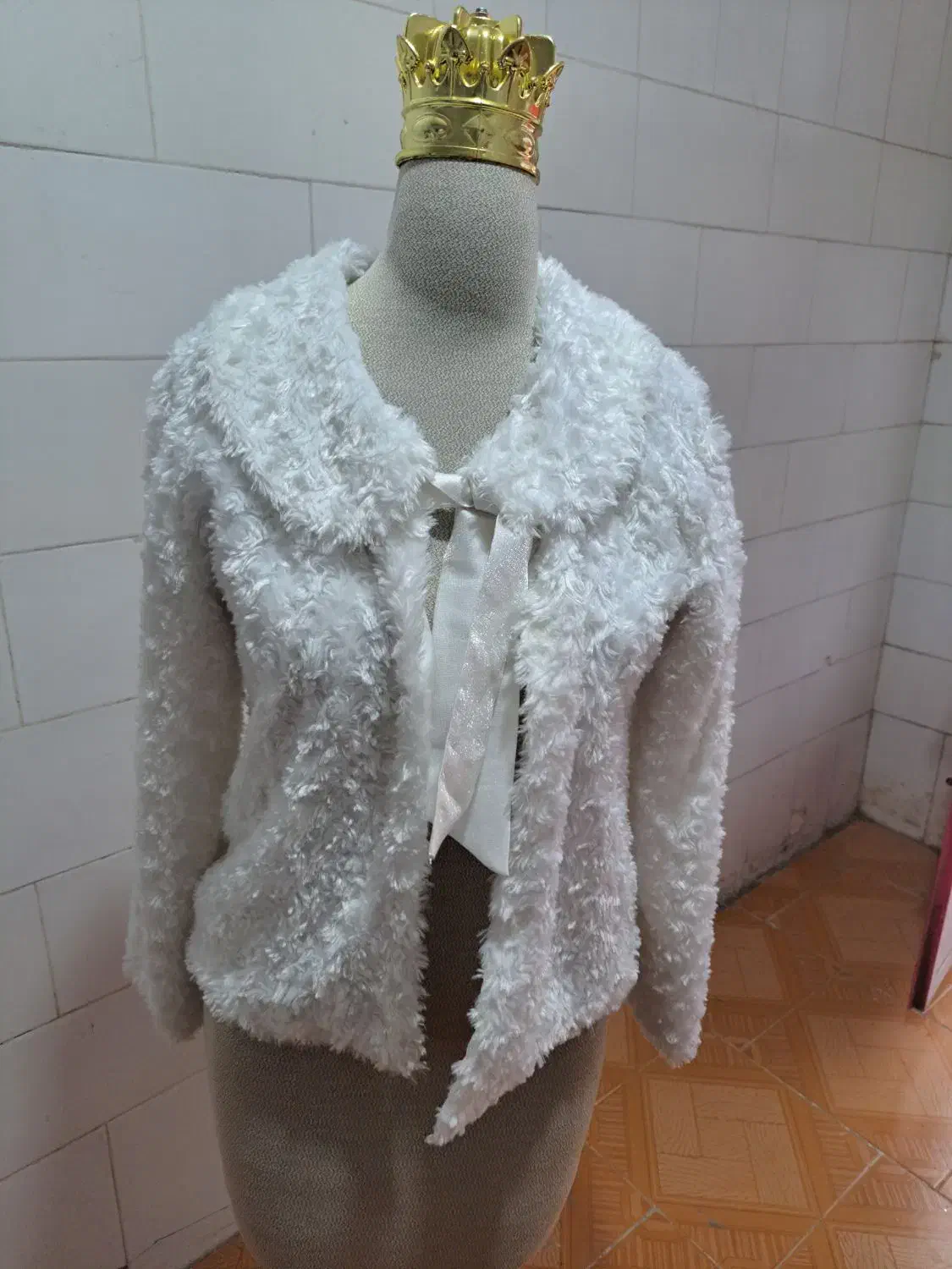 تاج عروس|لباس|شهرکرد, |دیوار