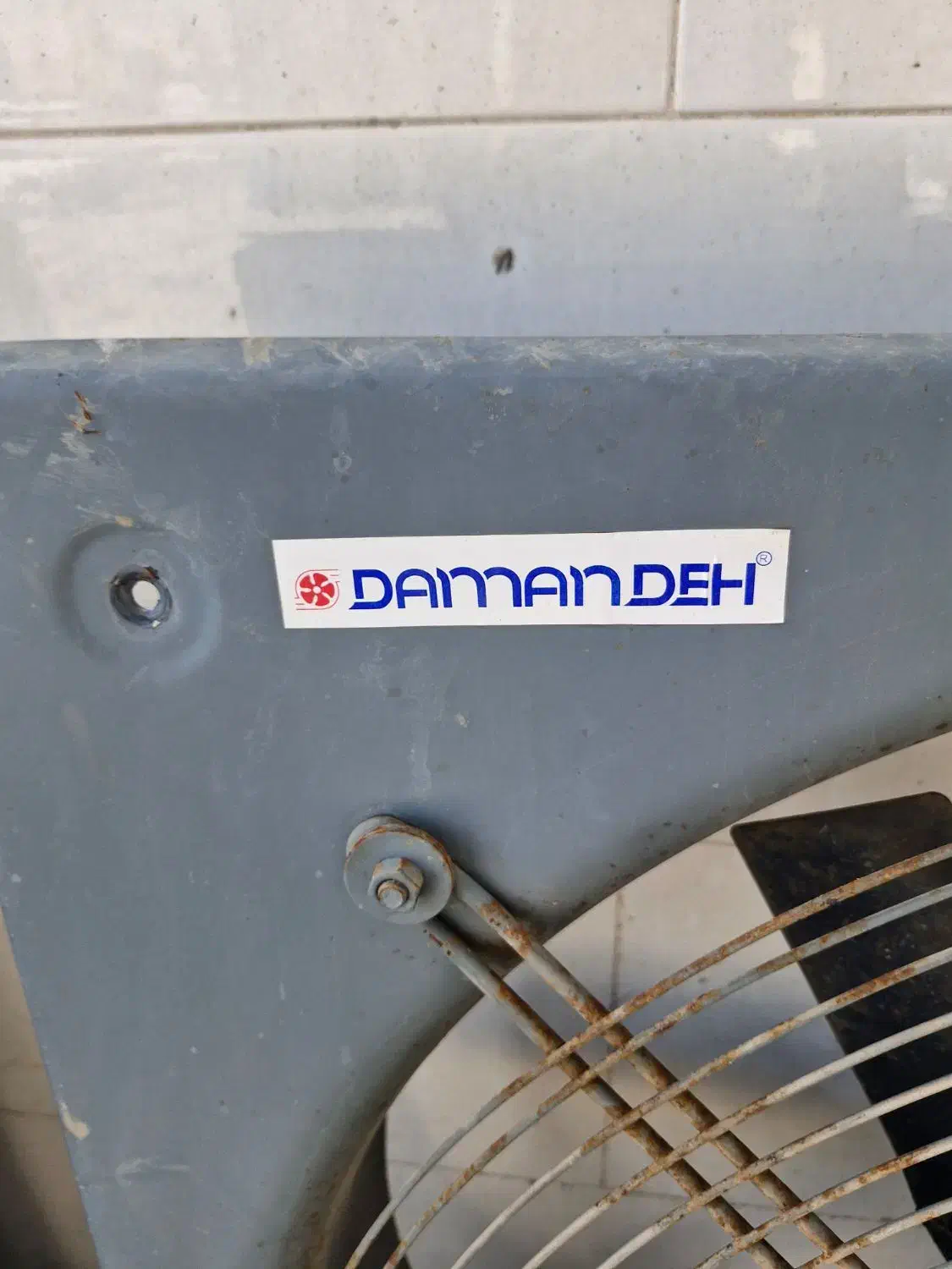 فروش ۱۰ عدد فن ۷۰ گلخانه به شرط سلامت|پنکه و تصفیهکنندهٔ هوا|یزد, |دیوار