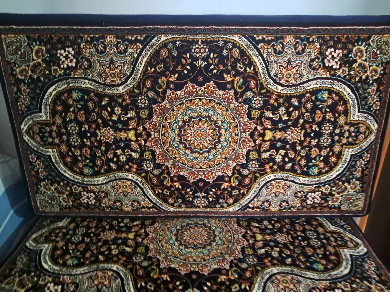 پشتی در حد نو|پشتی|کرمانشاه, |دیوار